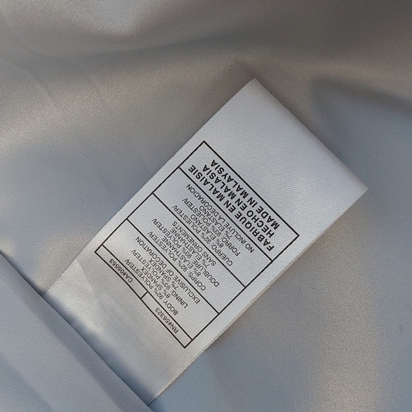 Woman's jacket - Picture 10 of 11